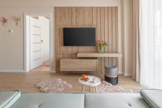 Chic Central Oradea - Parcare, Balcon și Check-in Flexibil - Oradea - 9