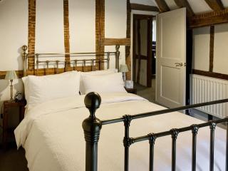 The Knights Apartment, Eastbridge Hospital - Canterbury - 6