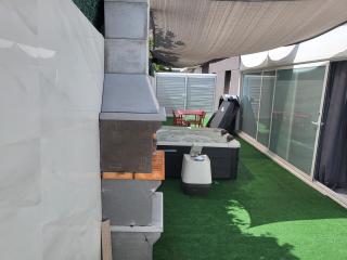 Playa Jacuzzi Parking Apartamento en Castelldefels a 3 minutos playa - Castelldefels - 0