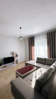 Leo apartaments with sea view - Durrës - 3