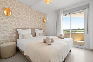 Elegant Apartment with Valley Views, Pool & Gym in Oceana Gardens - 8