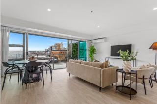 Waterfront Stay with Balcony - Auckland - 8