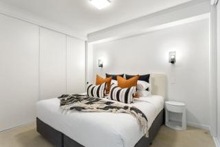 Waterfront Stay with Balcony - Auckland - 4