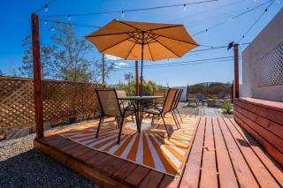 Pool, Deck, Fire-Pit - 5 min to UofA & Downtown - Tucson - 7