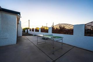 Pool, Deck, Fire-Pit - 5 min to UofA & Downtown - Tucson - 2