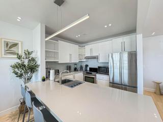 Seaside 2BR with Ocean View and Roof Garden - VE3-MDR - 5