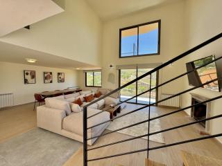 Kaia Faqra Duplex 3BR w Balcony - Afqā - 4