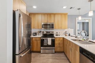 Modern 2-Bed, 2-Bath Retreat in Downtown Salt Lake - 7