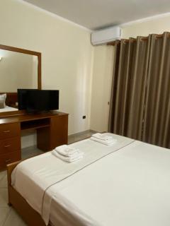 Relax Apartment & Hotel - Golem - 1