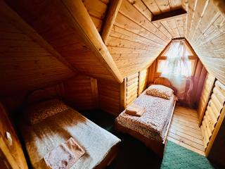 Forest House - Yasinia - 3