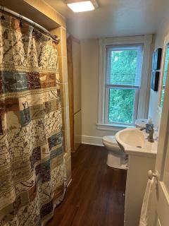 Charming Brick House - Little Chute - 2
