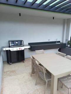 New Modern Condo! Beautiful City & Volcano Views - San Salvador - 1