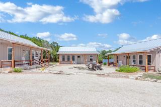 RusTx Ranch Unit 4- Lakehouse - Wimberley - 1