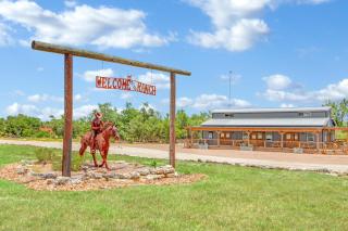 Log Home at RusTx Ranch - 3