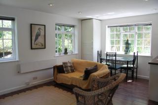 Woodlands Cozy Cottage in Gerrards Cross - Gerrards Cross - 0
