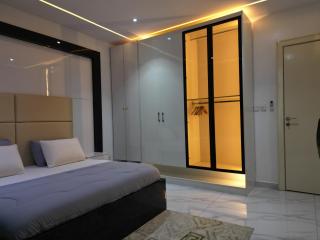 Gem stone 2 Bedroom Apartment Lekki Phase 1 - Mama - 7