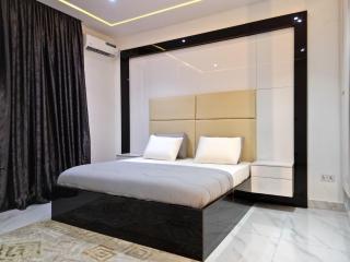 Gem stone 2 Bedroom Apartment Lekki Phase 1 - Mama - 2