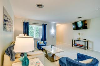 Pool and Spa Canal-Front Home Near Beaches - Rotonda West - 8