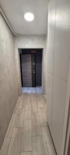 Apartament 3 camere semidecomandat - Năvodari - 0