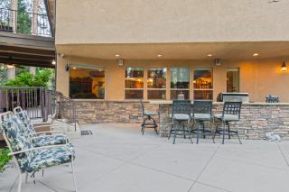 The Fairway Hideaway Game Room Outdoor Dining Near Lake Arrowhead - Lake Arrowhead - 8