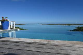 Bahari House - Luxury Oceanfront Villa with Spectacular View, Pool, Spa and Dock - 9