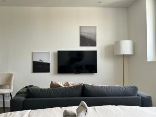 La suite - King bed - Spacieux - Calme - 9