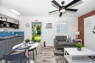 Luna Beach House - Hollywood - 8