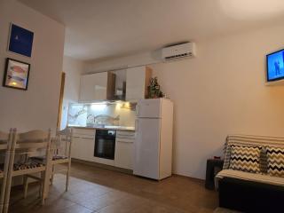 Apartments Sunflower by the sea - Trogir (Traù) - 3