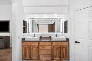 Western Ember Retreat - 8