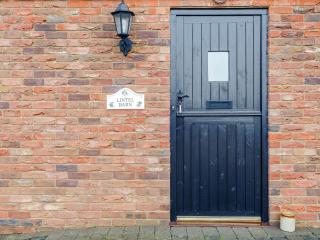Lintel Barn - E5253 - Runcton Holme - 9