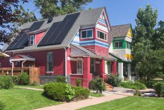 Chic Lower-Level Stay - Prime Walkable Locale - 9