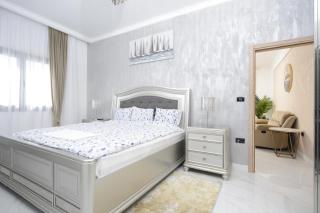 Adonis Gold Aegina - - 4