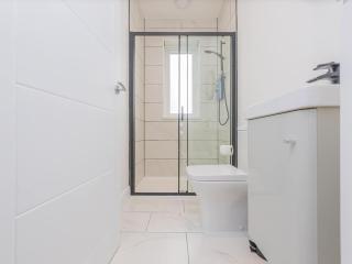 The Wee White Cottage - Bannockburn - 2