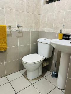 B's Home For Guests - Bloemfontein - 2
