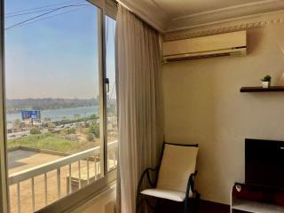 2-Bedrooms Hotel Standard l Direct Nile view - Free WiFi - Caïro - 2