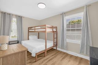 3BR Elam Retreat • Work & Rest - 8