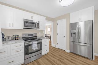 3BR Elam Retreat • Work & Rest - 7