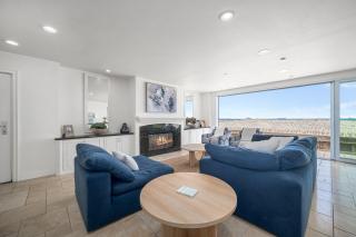 Ocean Views in Long Beach - Long Beach - 1