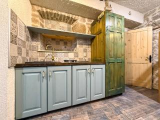Voltera Apartments in Betina Old Town, with Parking Nearby - Betina - 5