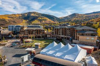 Sundial condo in the heart of Canyons Village, patio, outdoor pool, walk to hiking & biking C202 - Park City - 7