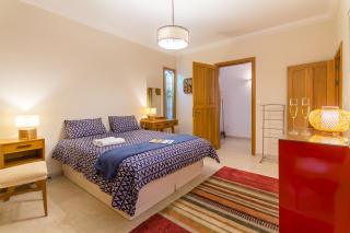 A Magnificent Sunny Seafront Apart Sliema - Happy Rentals - Sliema - 5