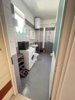 Apartment 9 Free Private Parking - 4