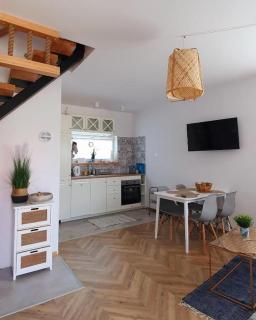 Karwia Plaza - Apartments - Domki z jacuzzi i sauną - Sławoszynko - 3