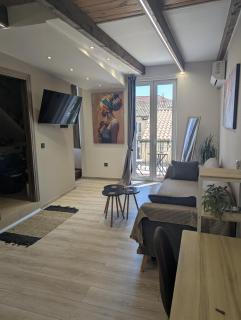 Ionian Pearl Apartments And Suites - Città di Corfù - 1