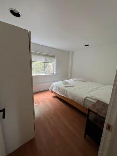 Larch House in Vancouver West - 8