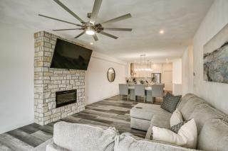 Walk to Mississippi River Grafton Townhome! - Elsah - 0