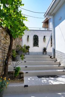 Emblematic House 3 - Gjirokastër - 8