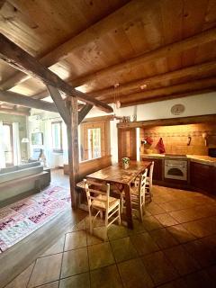 Bon Chalet Tirano Apartment - 8