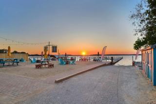 Chain O' Lakes Beach Penthouse Sunset View and Boat Dock - - 1