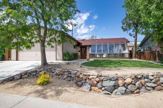 Reno Retreat-Near Downtown-UNR-Family Fun - Reno - 0